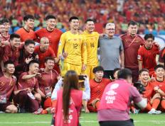 乐鱼体育-足球之战！双方球队都抱着必胜信念备战比赛