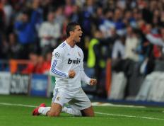 乐鱼app-皇马球员因伤退赛，球迷为之感到失望