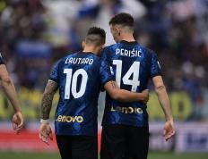 乐鱼体育-大连超越客场逆转，取得关键胜利