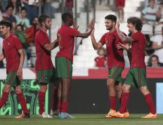 乐鱼官网-波兰队备战关键一役欧洲杯资格赛的简单介绍