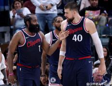 乐鱼体育app-灰熊横扫爵士，米尔萨普绝境逆转的简单介绍