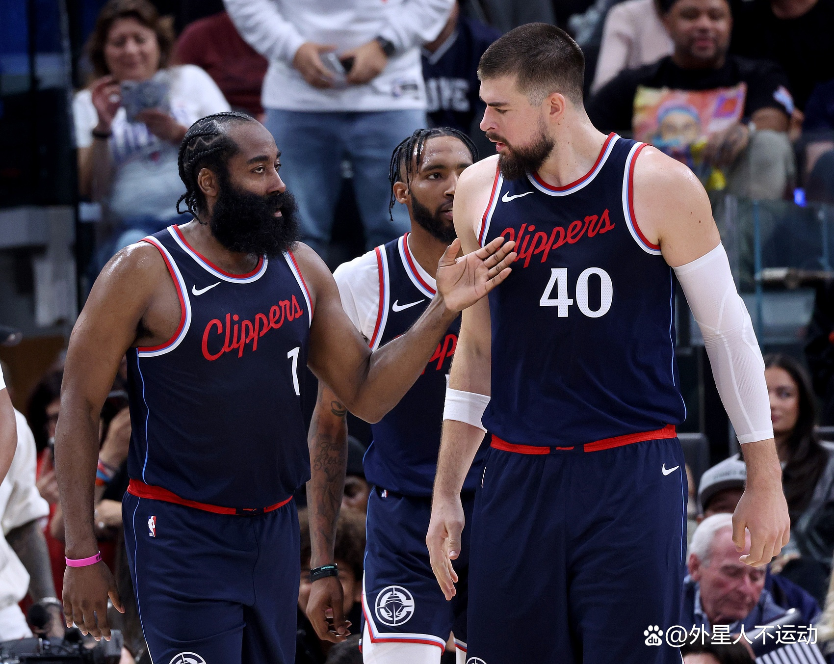 乐鱼体育app-灰熊横扫爵士，米尔萨普绝境逆转的简单介绍